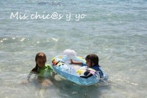 Niños sol playa