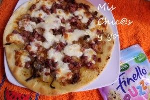 Pizza cebolla y jamón
