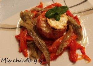 Tomate gratinado en nido de verduras