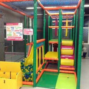Ludoteca de Magic Mirror Center