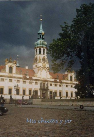 Iglesia Loreto, Praga