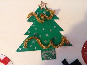 Manualidad de árbol de Navidad