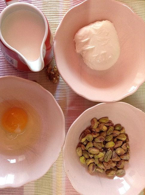 Ingredientes para salsa de pistachos