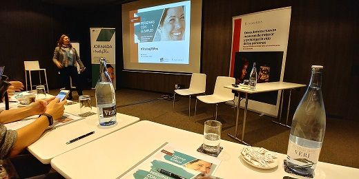 #TrabajEMos Esclerosis múltiple ponencia