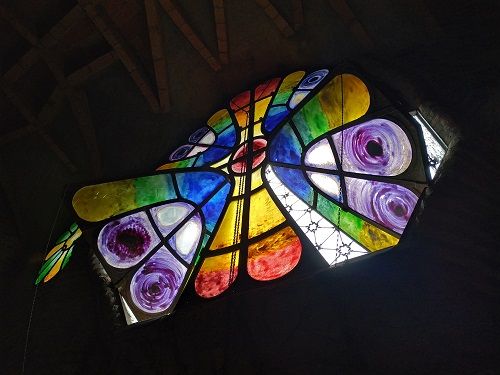 Vidrieras en forma de mariposa