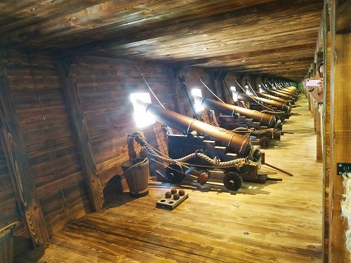 Recreación de cañones en Meirande