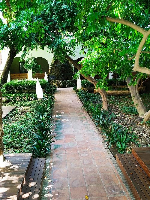 Jardín centenario. Hoteles en Barcelona