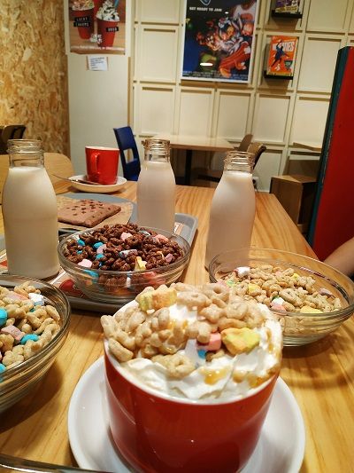 Bowls de cereales con leche