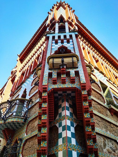 Fachada de la Casa Vicens, Gaudí, Barcelona