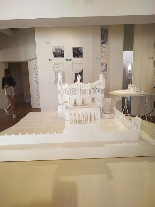 Exposición permanente, sala Vicens, Barcelona