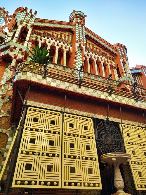 Fachada de la Casa Vicens, Barcelona
