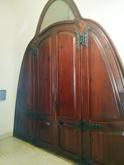 Puerta modernista