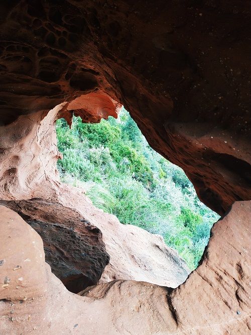 Roca, Bruguers, Eramprunyà