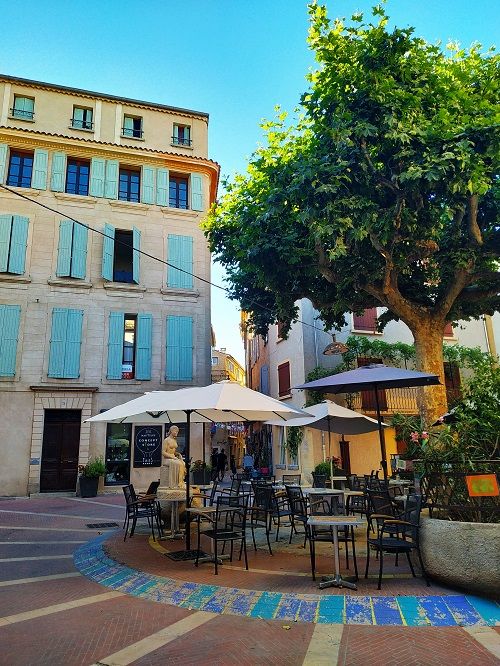 Plaza provenzal, Francia
