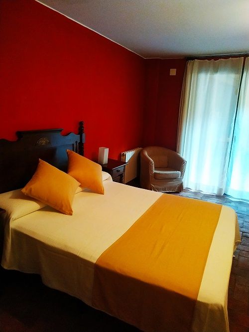 Hotel Cal Maginet. Rural Montblanc