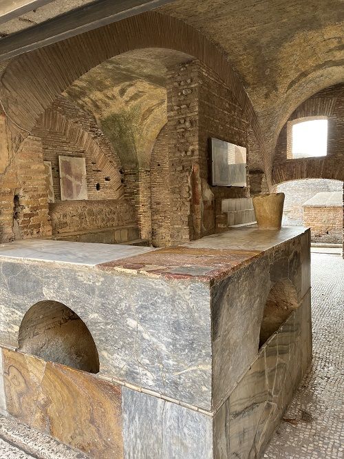 Taberna romana, Ostia Antica