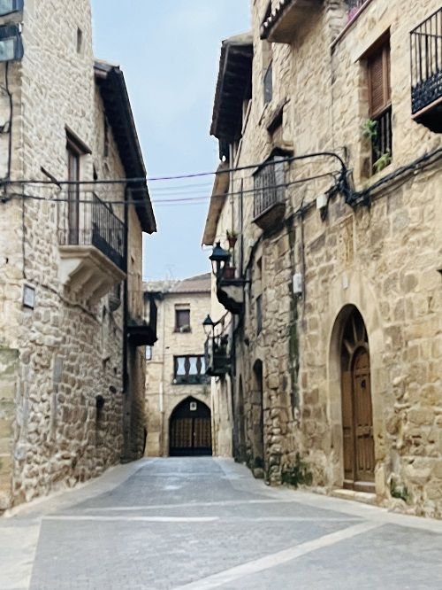 Calle de la iglesia Cretas