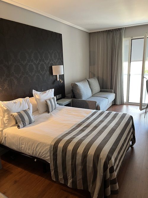 Hotel Regente Aragón