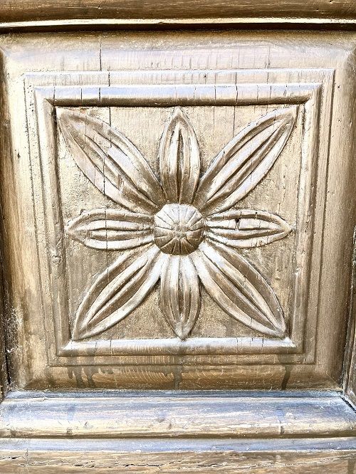 Detalle de Puerta modernista