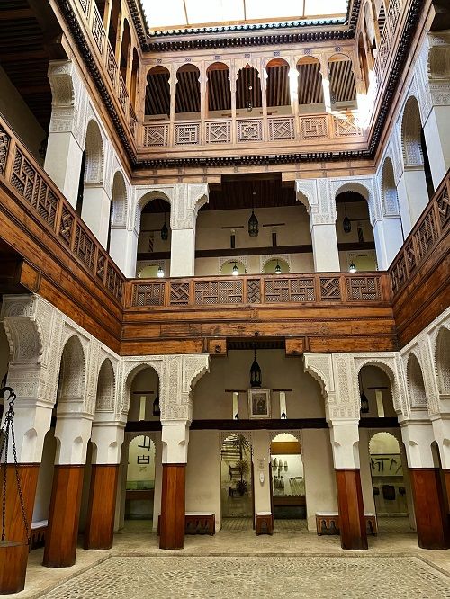 Museo de las artes de madera Nejjarine en Fez Marruecos