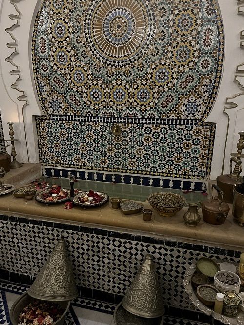 Hammam tradicional. Una experiencia sensorial y relajante en Marruecos.