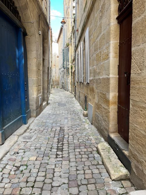 Calle medieval más estrecha de Burdeos, Nouvelle Aquitania