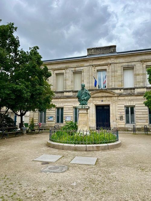 Colegio del barrio de la bastide en burdeos nueva aquitania