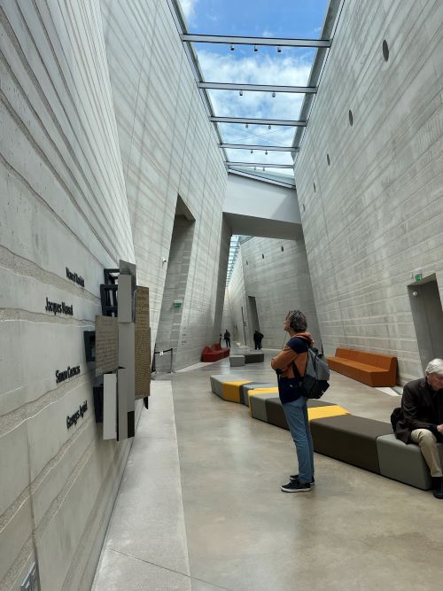 Edificio moderno arquitectura Lascaux IV Francia