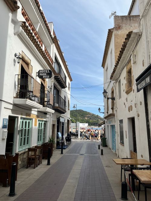 Calle pueblos bonitos costa brava