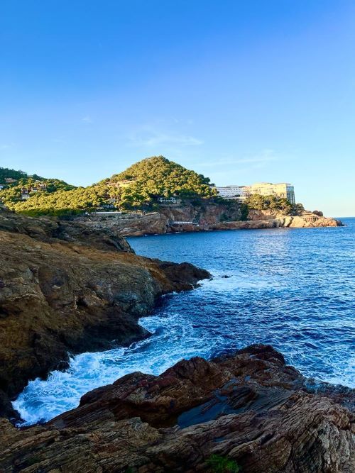 Vistas de Aiguafreda desde el camino de ronda de cala Sa Tuna