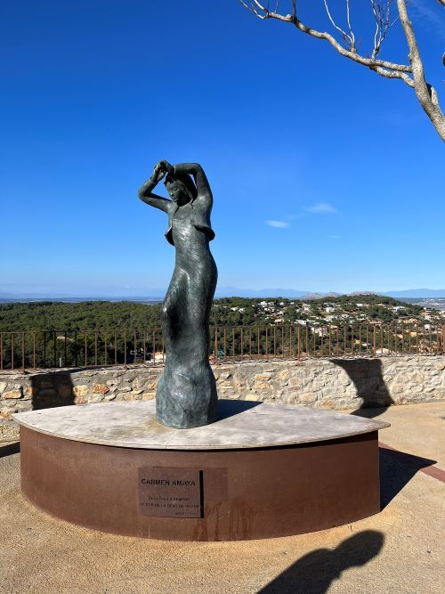 Mirador de Carmen Amaya. Vistas y escultura de la artista