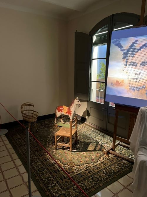 Mobiliario casa natal Dalí en Figueres. Girona