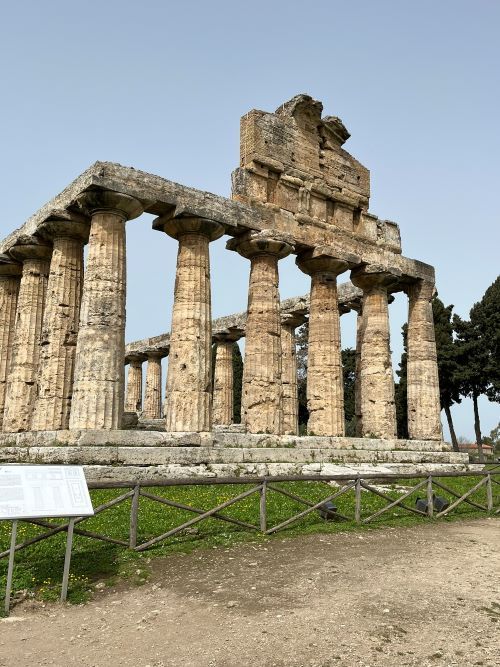 Templo Hera Paestum campania