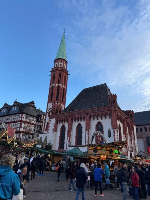 Mercado de Navidad de la Pl. Römerberg en Frankfurt