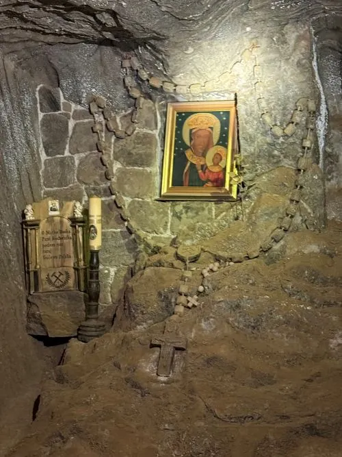 Gruta de Nuestra Señora de Bochnia. A este cuadro se lo considera milagroso