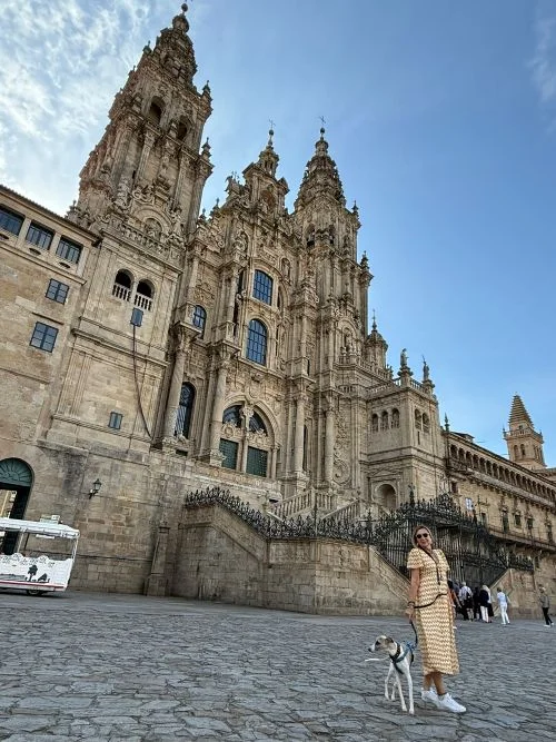 Plaza del obradoiro en Santiago de Compostela, Galicia, y la catedral.