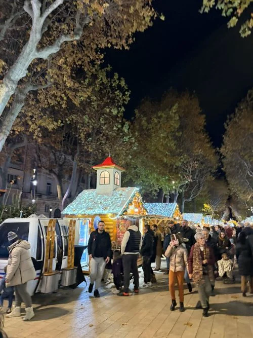 Casetas del mercado de Navidad de Béziers, Mercado navideño en occitania