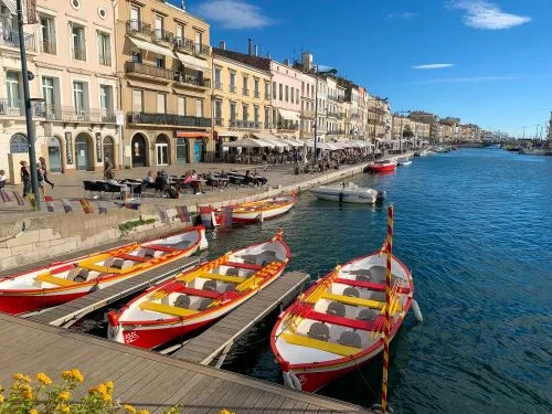 Sète paseo marítimo y puerto de amplia tradición marinera