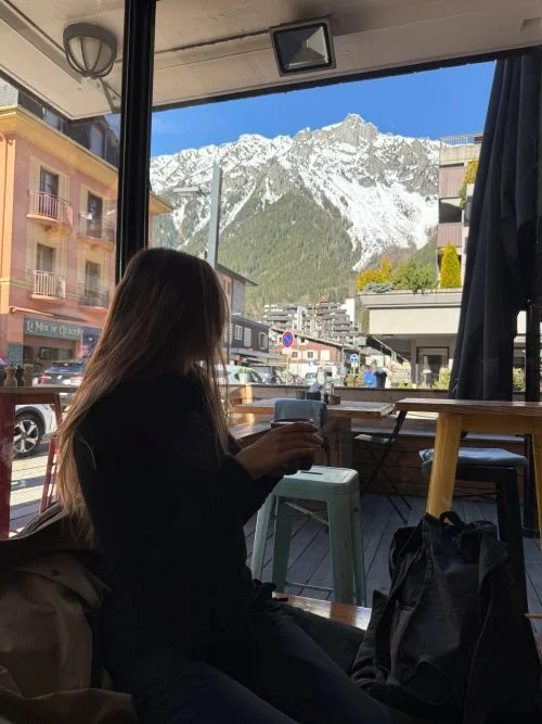 Vistas desde una cafeteria en Chamonix. Francia