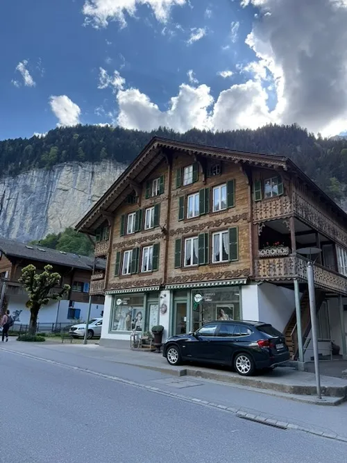 Lauterbrünnen arquitectura casas de madera