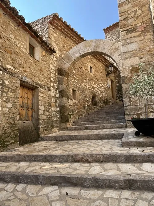 Portal de la font en Culla. Comunitat Valenciana. Pueblo medieval