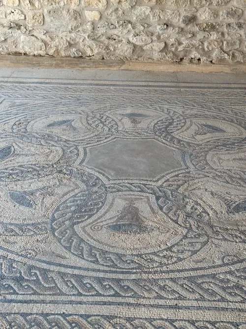 Mosaico crateras clunia sulpicia, Burgos